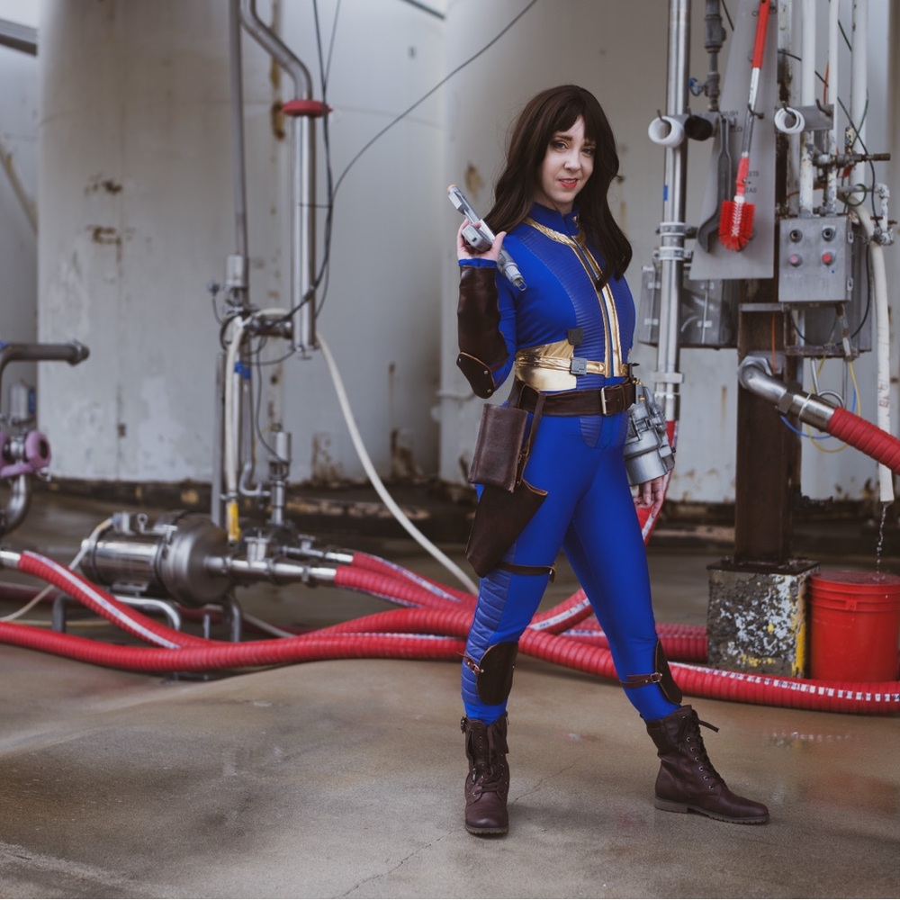 Fallout Vault 33 Cosplay Jumpsuit only - Picture 3 of 14